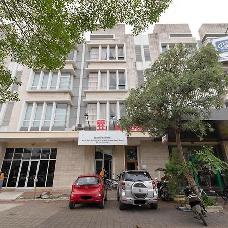 Reddoorz Near Universitas Esa Unggul Bekasi Harapan Indah Hotel Ngoại thất bức ảnh